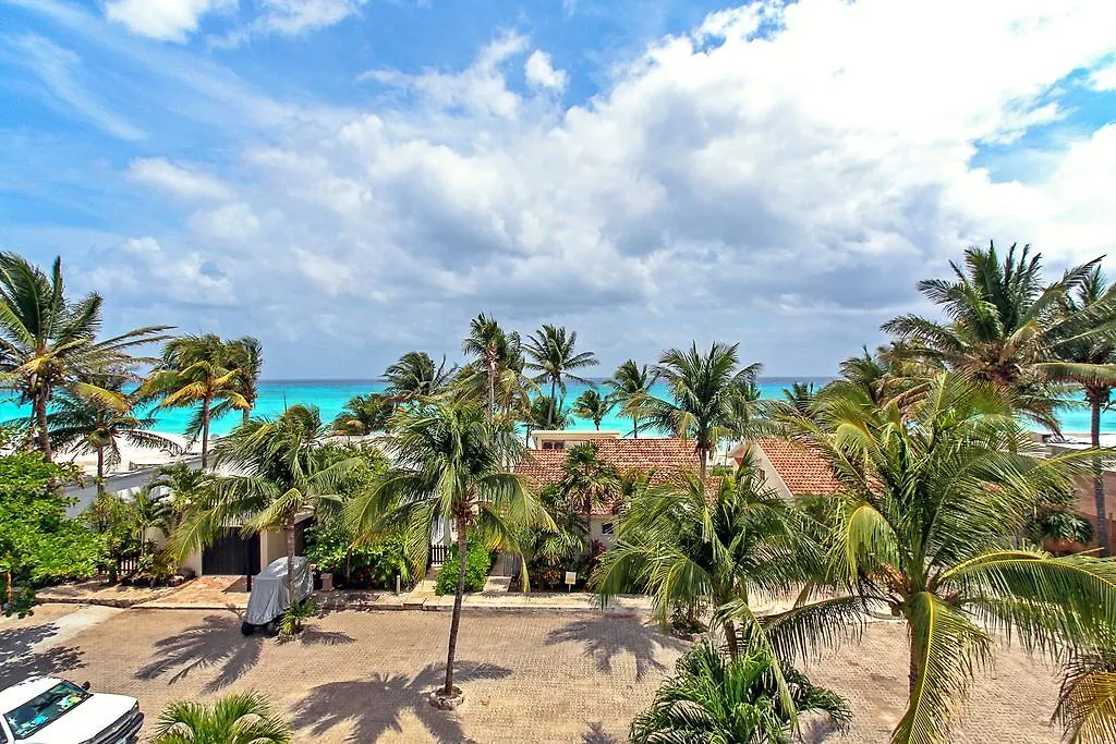 Villa Vista Del Mar - Beachside Vacation Home - At Playacar Phase I Playa del Carmen